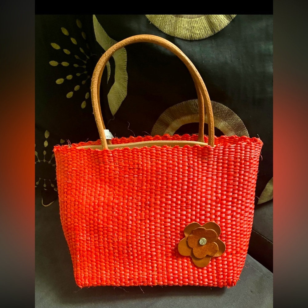 Handcrafted in Mexico Small Purse NWT